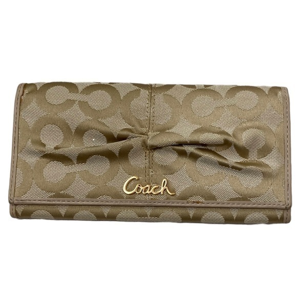 NWOT Creme and Gold Coach Wallet - Picture 1 of 10